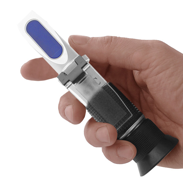 Рефрактометр для определения концентрации сахарозы (Брикс) МЕГЕОН 72003 купить по низкой цене | МАКСПРОФИТ